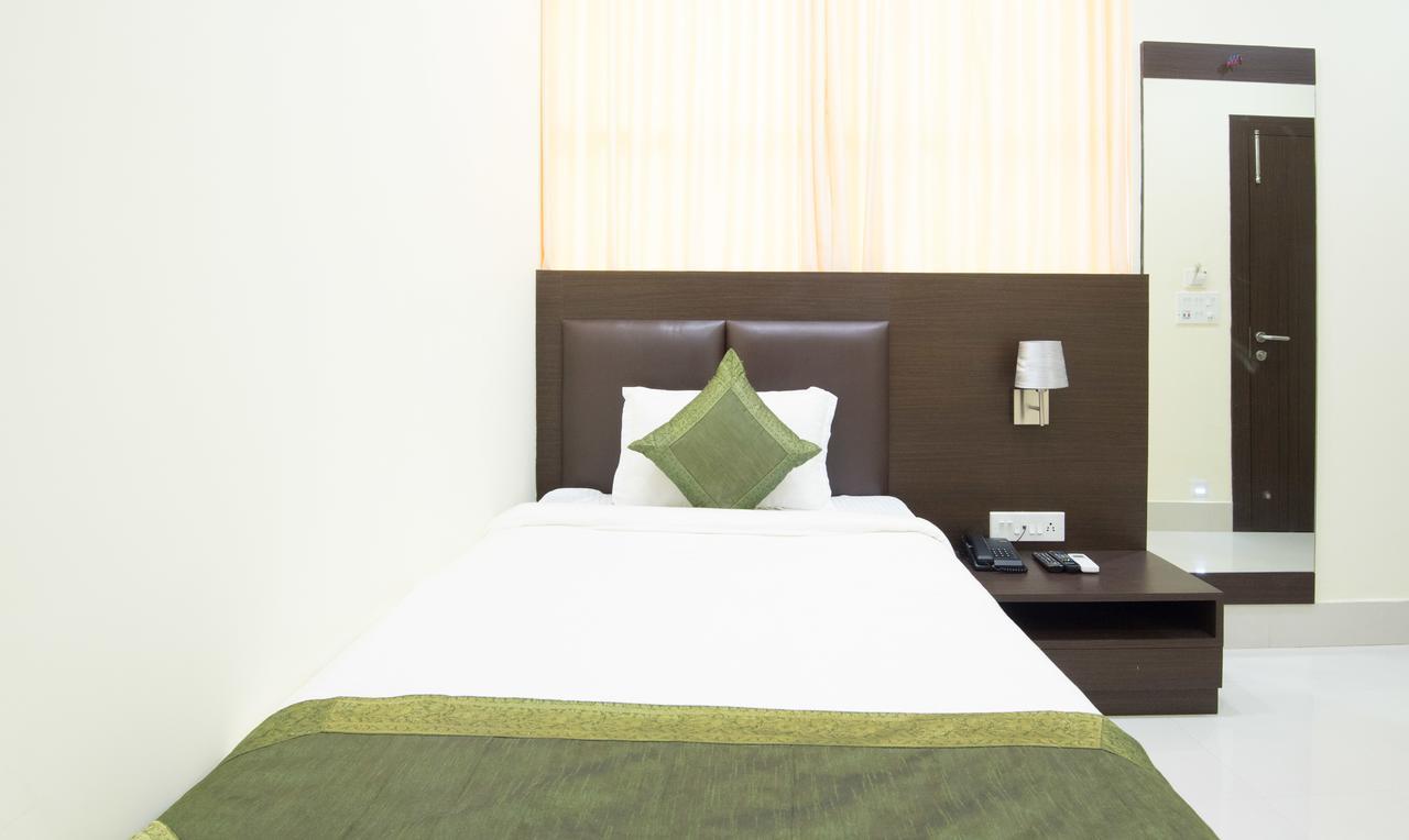 Treebo King'S Court Chandrasekharpur Bhubaneswar Extérieur photo