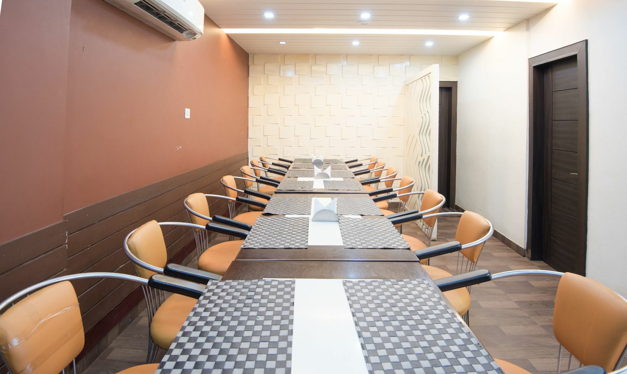 Treebo King'S Court Chandrasekharpur Bhubaneswar Extérieur photo